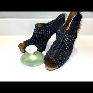 Pedro Garcia Heels